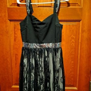 Women's Dress black and cream with silver sequin. Size Medium.
